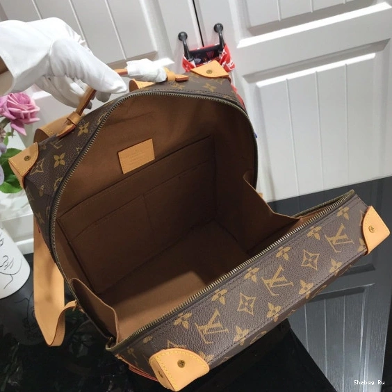 LOUIS PM BACKPACK TRUNK SOFT VUITTON 0822